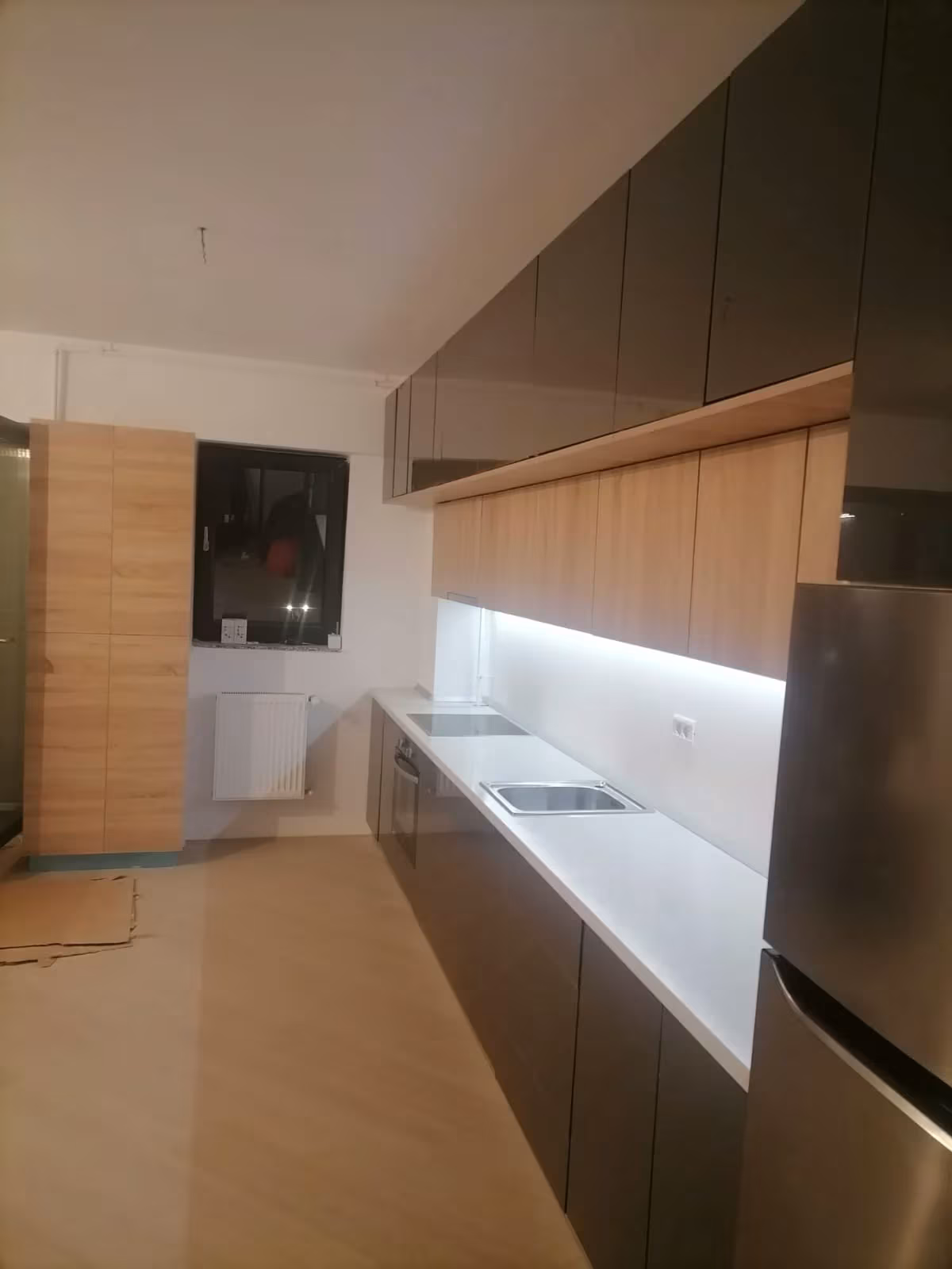 Mobilă la comandă pentru locuință, realizată de Artesano Mob